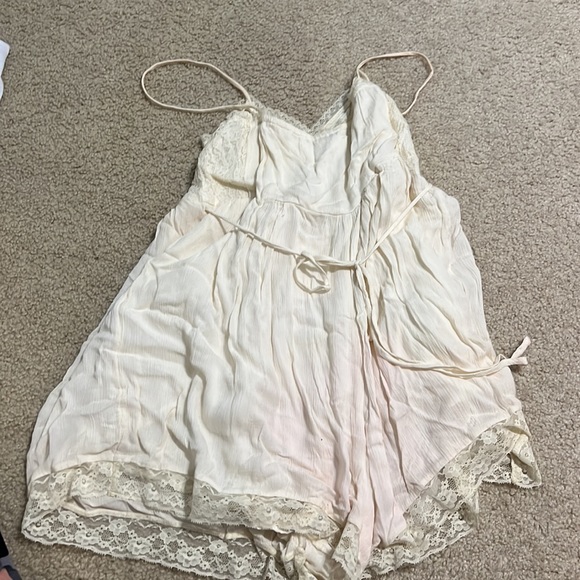 Abercrombie romper - Picture 3 of 5